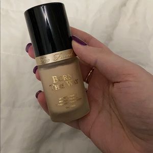 Too Faced Born This Way Foundation